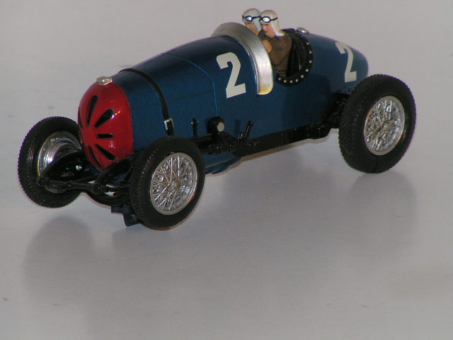 1/32ND SCALE 1920 MONROE SPECIAL. CASTON CHEVROLET, PAINTED BY S.T.GOOI. BODY-AURORA,POWER-VIP 3 POLE