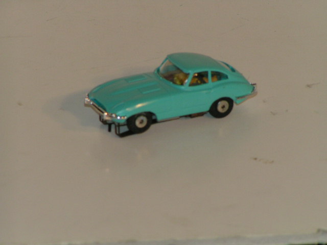 HO SCALE JAGUAR XKE