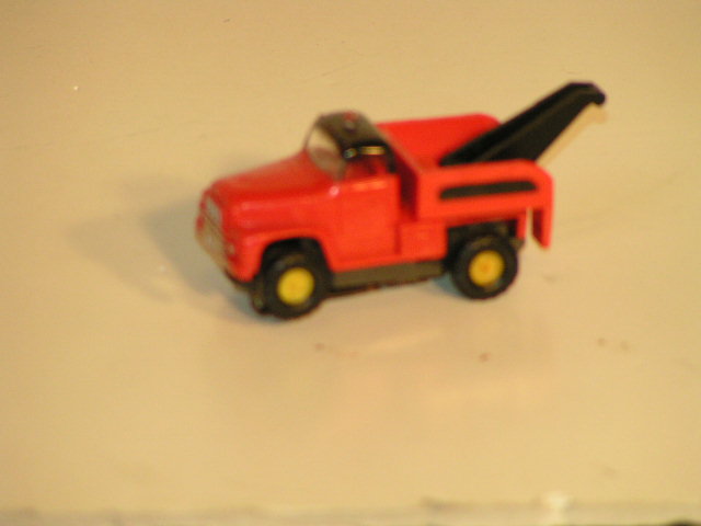 HO SCALE T JET TOW TRUCK
