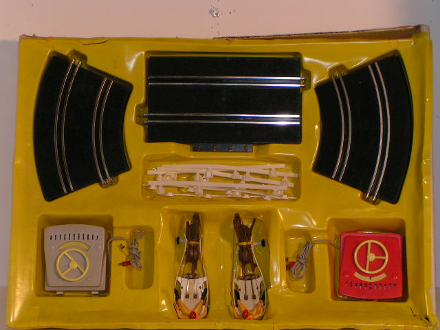 CONTENTS OF THE SULKY SET 