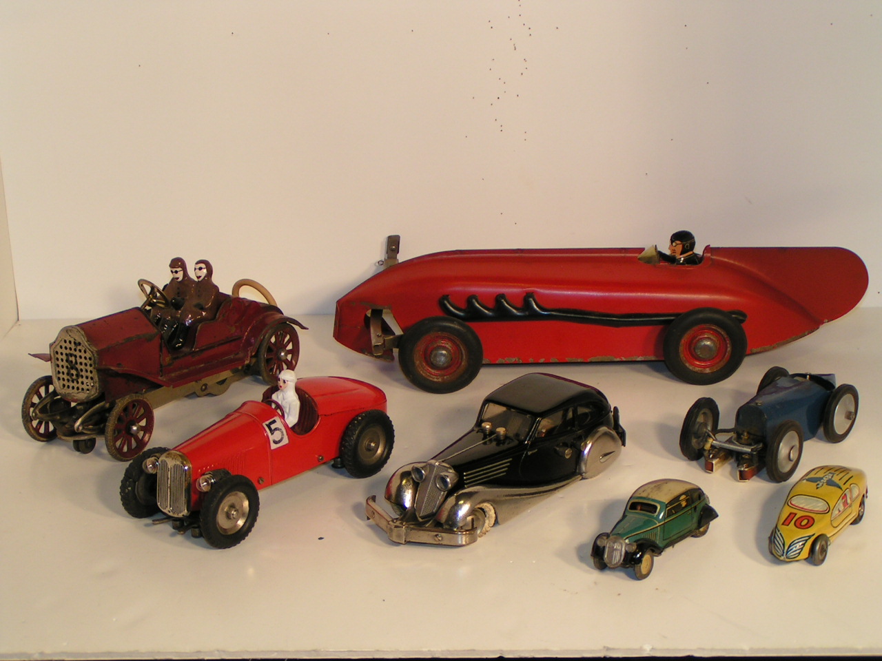 VARIOUS PRE WAR ELECTRIC CARS FROM DIFFERENT COUNTRIES. I HAVE 62 CARS MADE BEFORE WW2.