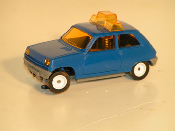I/40 RENAULT POLICE CAR