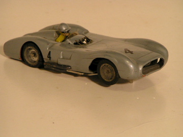1/32ND SCALE MERCEDES SILVER ARROW. MADE 1960-61