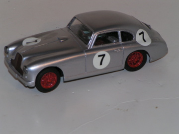 1/32 ASTON MARTIN DB2