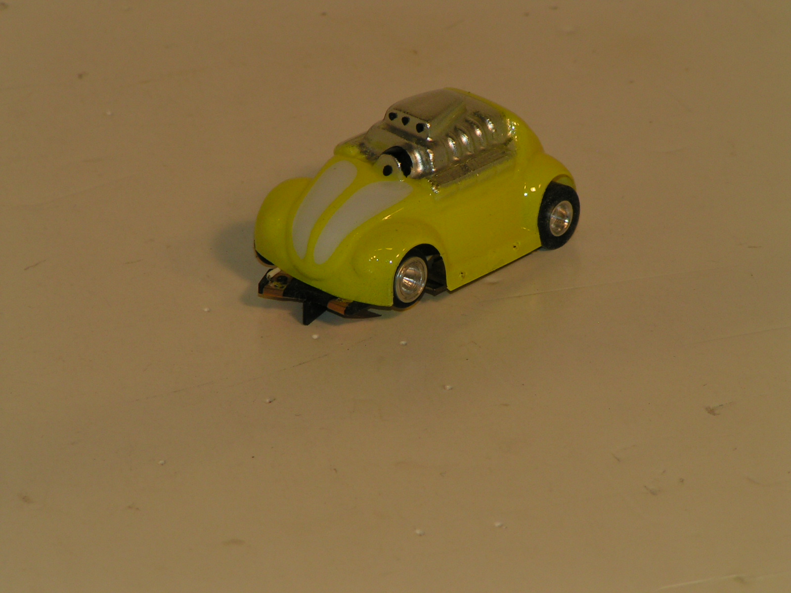 HO SCALE BLOWN BUG