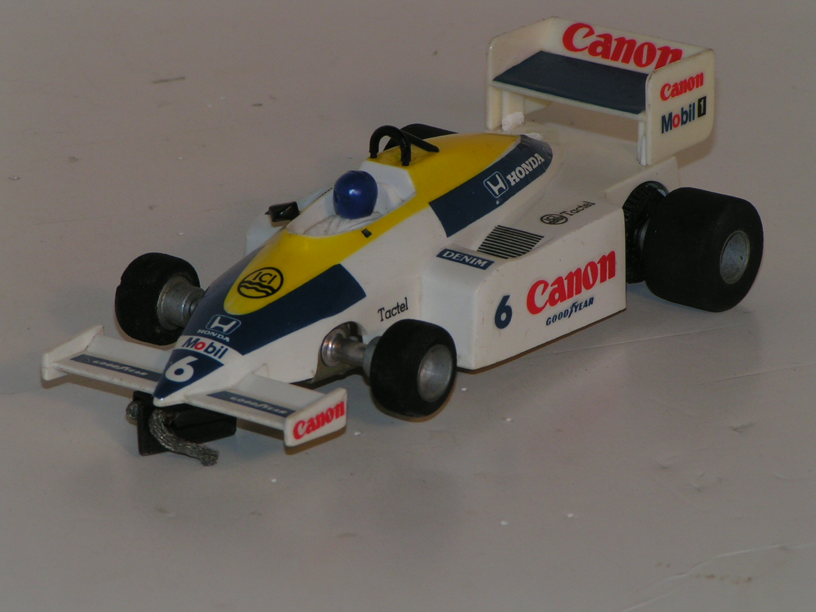 1/24 MCLAREN MP4/4