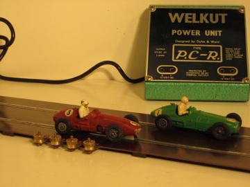 1/43 DIECAST MASERATI & BRM RACING ON THE WELKUT TRACK.