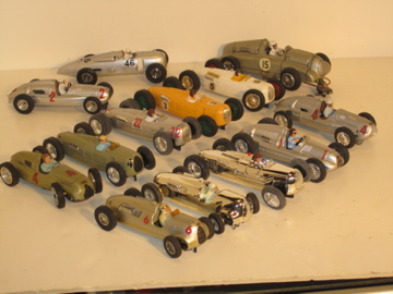 1 OF 2 PHOTOS OF AUTO UNIONS