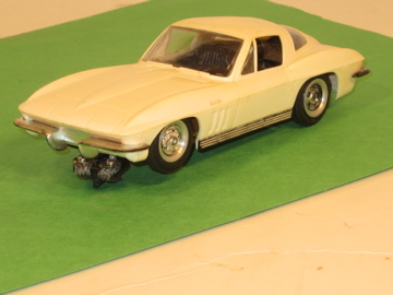 1/32ND SCALE CORVETTE STINGRAY/ RELEASED IN 1965