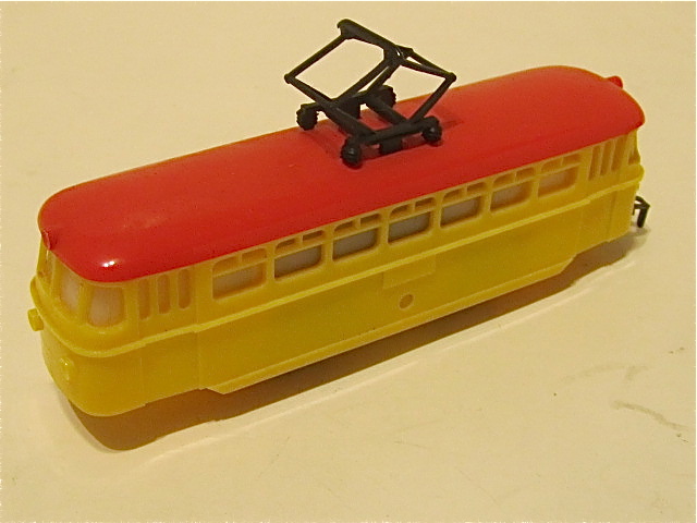 1 OF 2 TRAMS WITH MOTOR 1/43RD SCALE