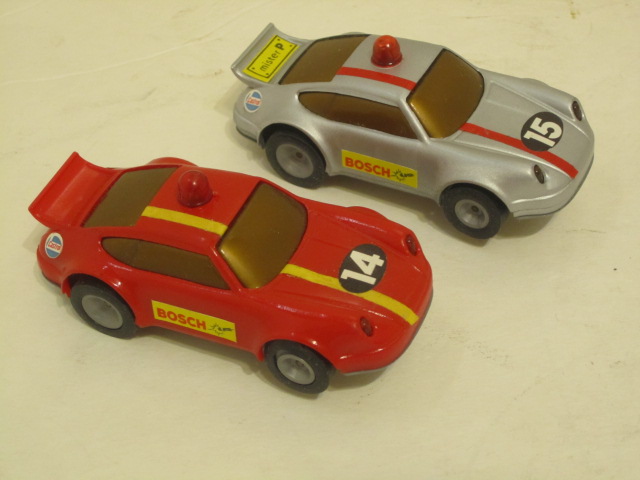1/43RD SCALE PORSCHE 911 CARS