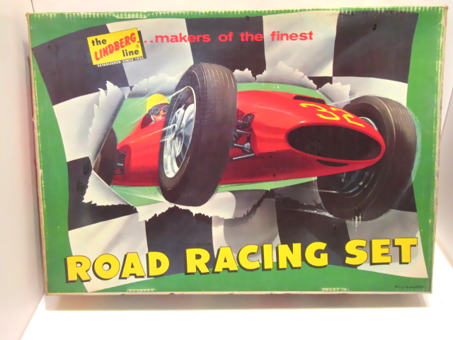 RARE 1/32ND SCALE SET. WITH A PORSCHE 804 & S BRM P57. MIB