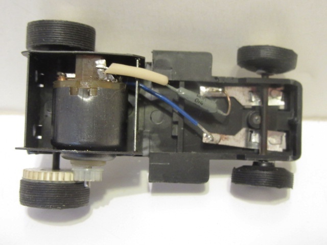 VIEW OF THE MOTOR & CHASSIS  