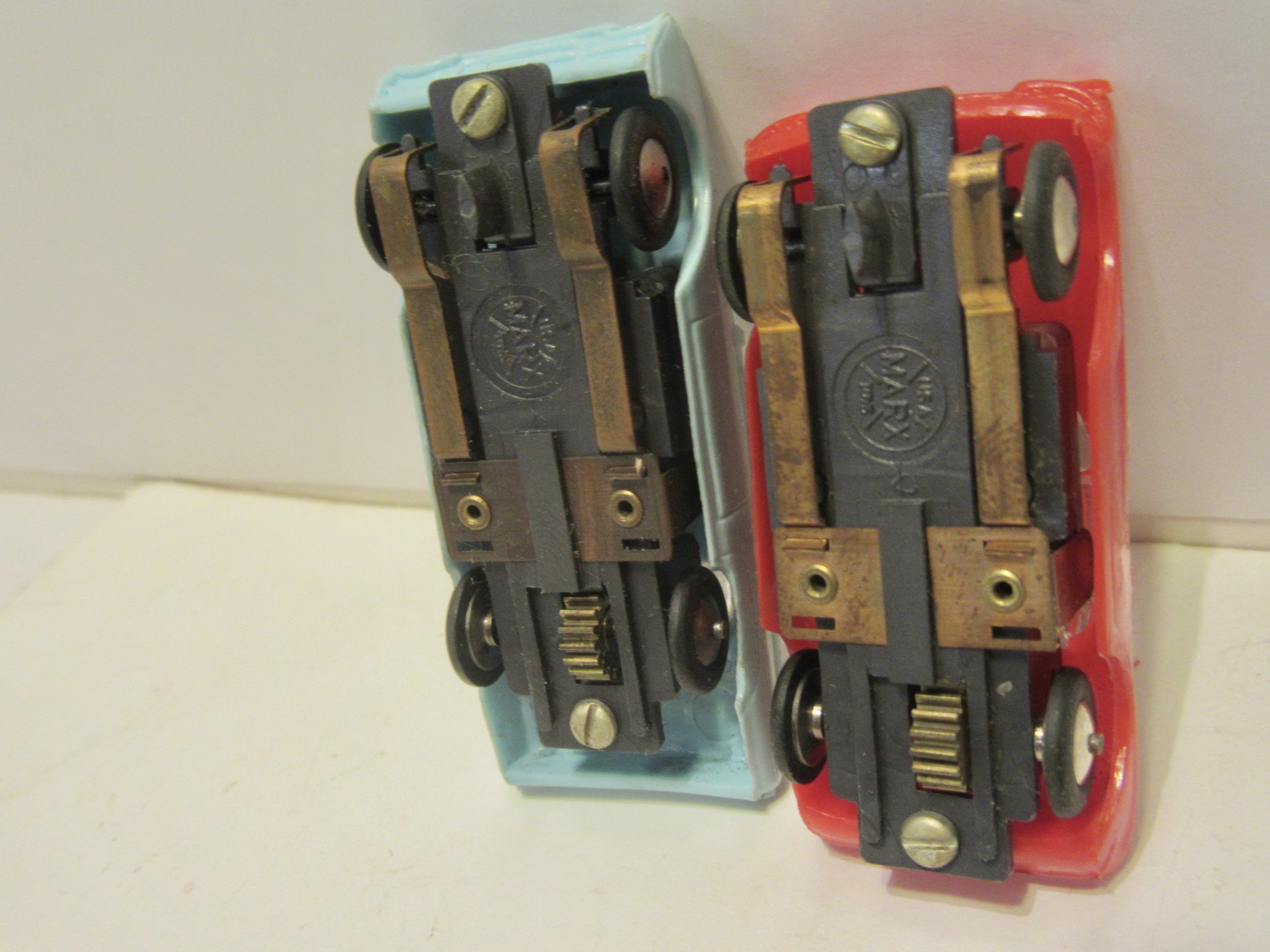 1961 CHASSIS WITH BLADE GUIDES & BRASS GEARS 