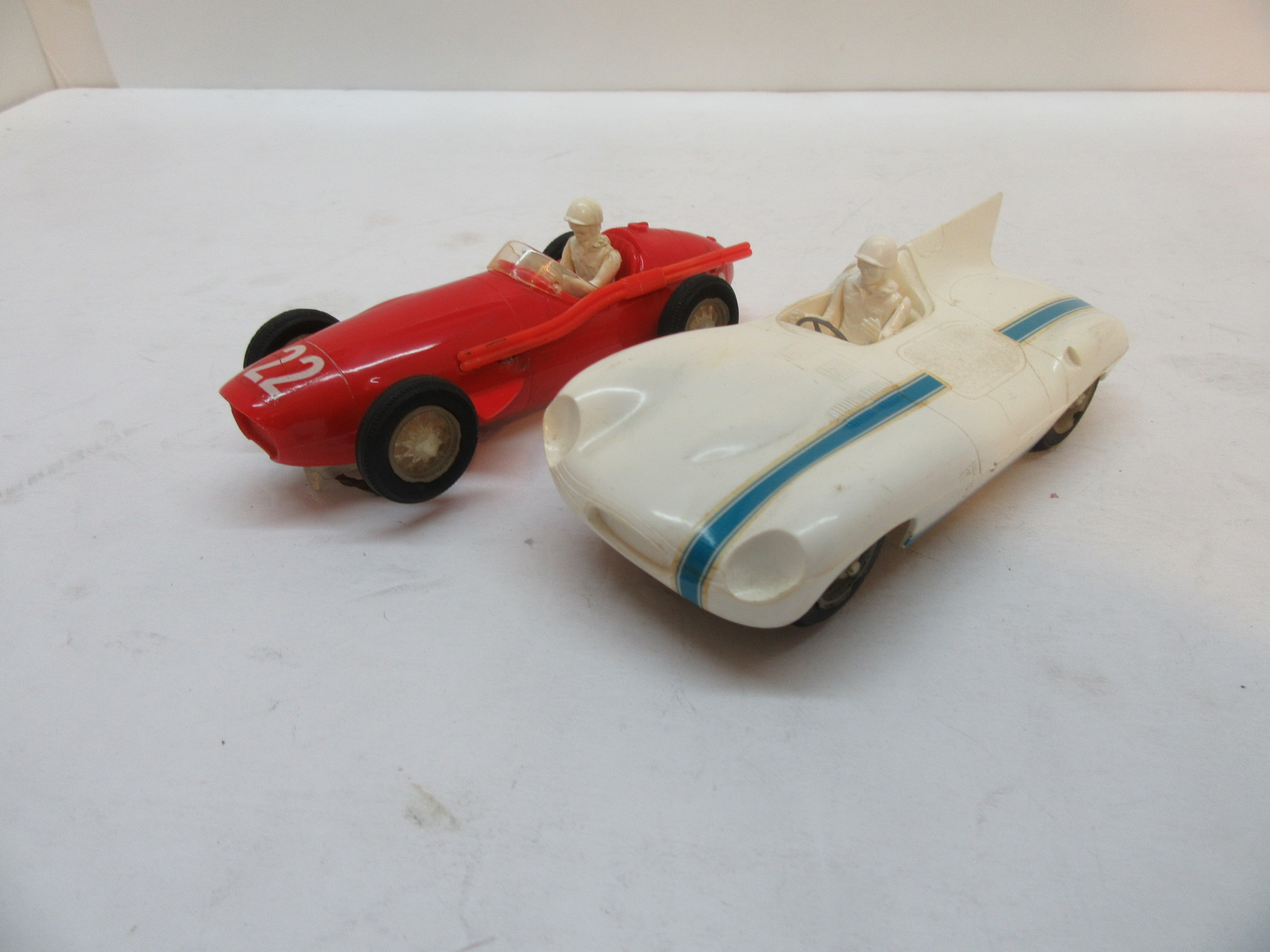 2 CARS WITH THE 312 SET