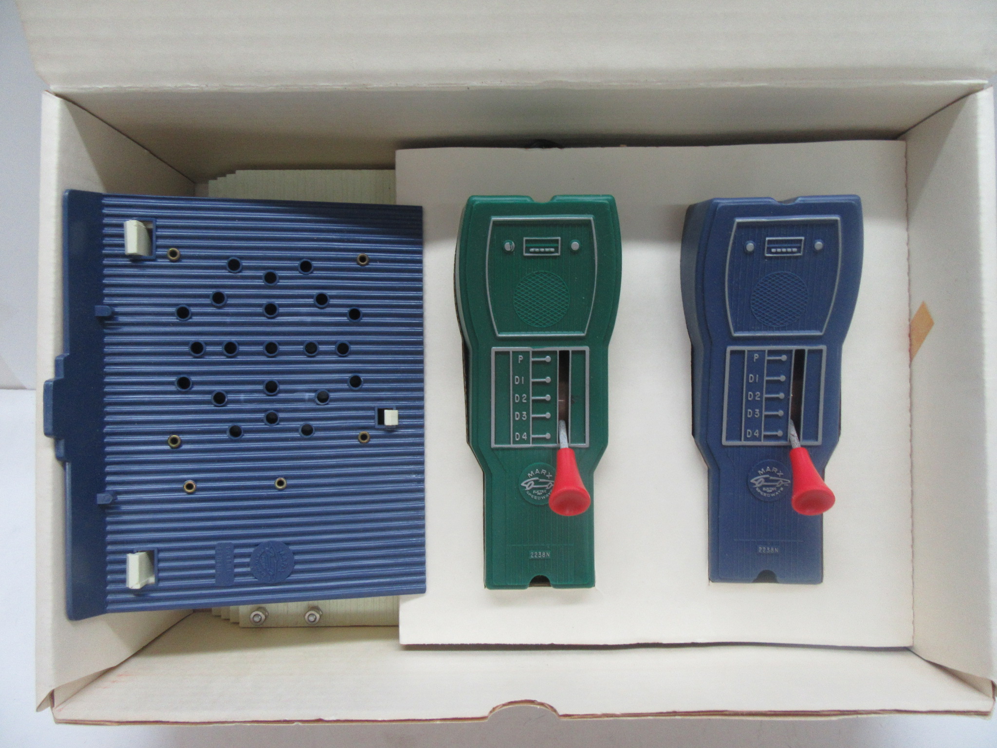 CONTENTS OF THE ZA ZOOM SET