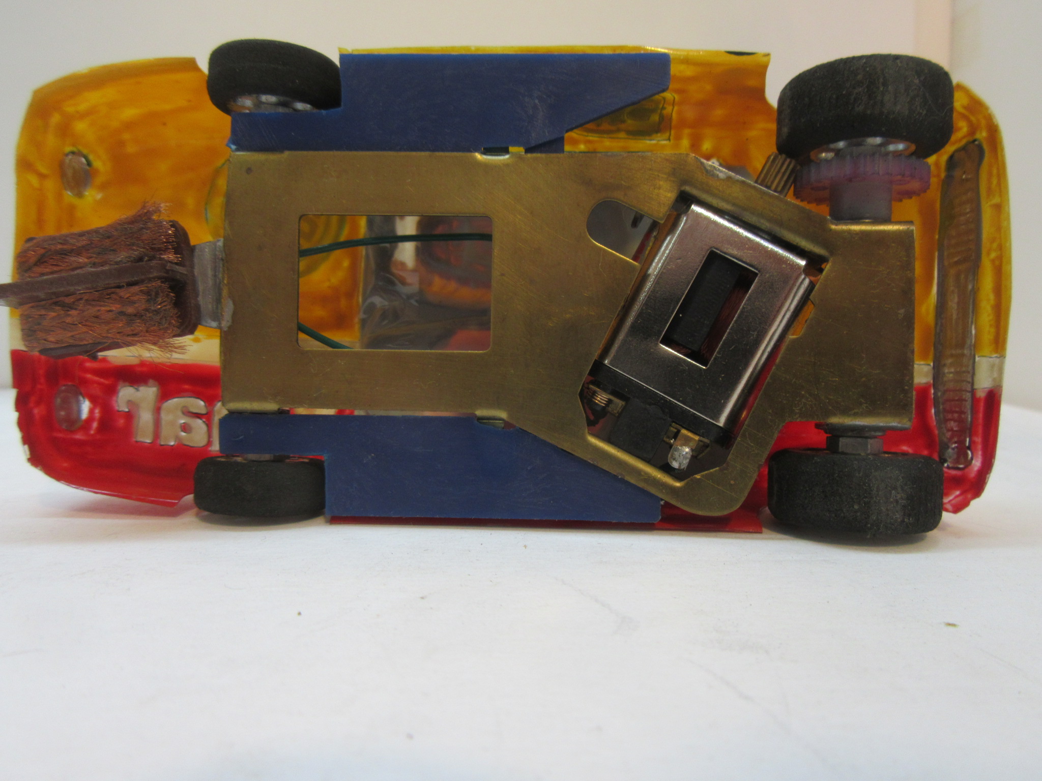 1/32ND SCALE RENAULT DAUPHINE GORDINI CHASSIS 