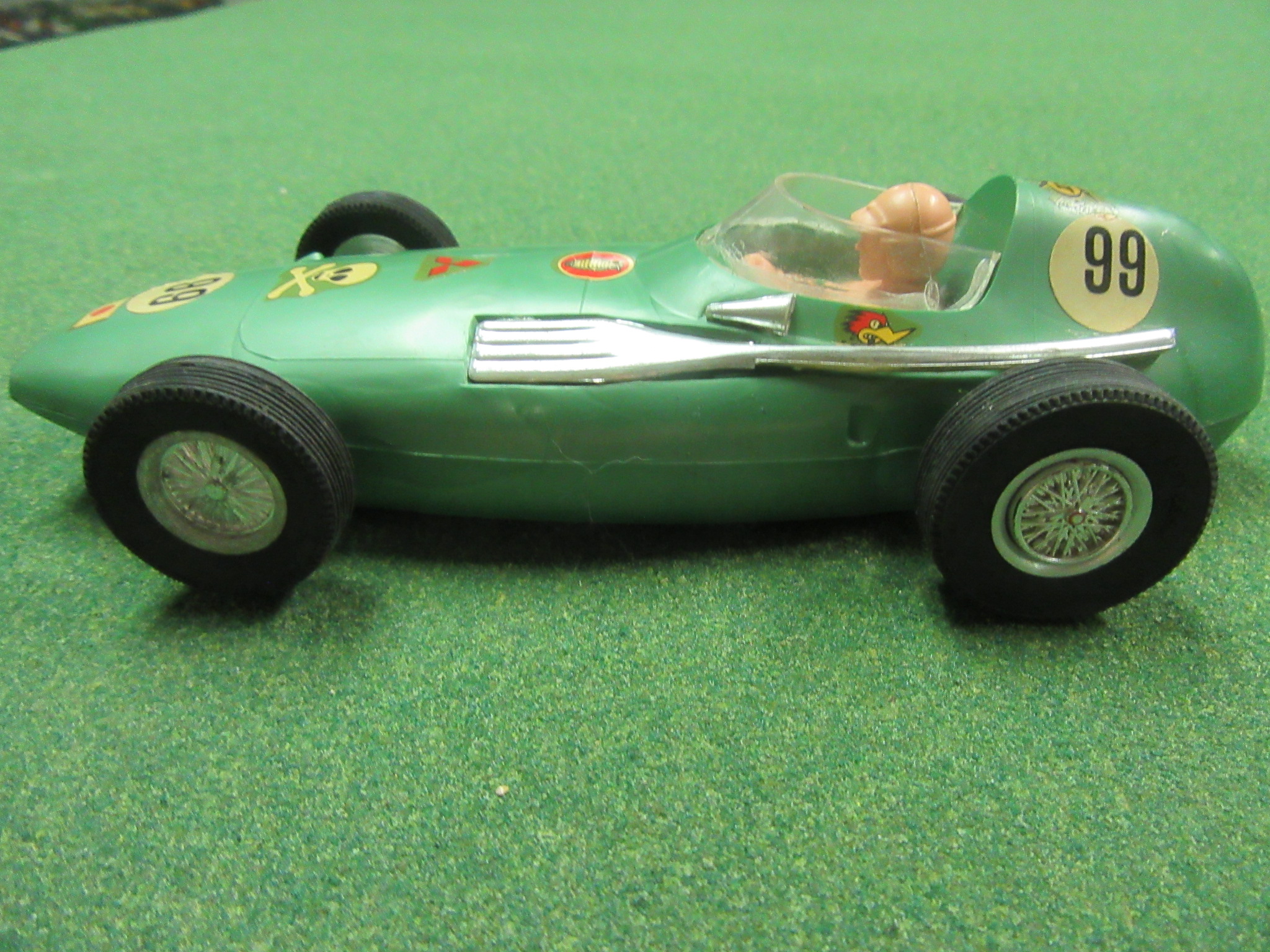 1/24TH SCALE VANWALL 