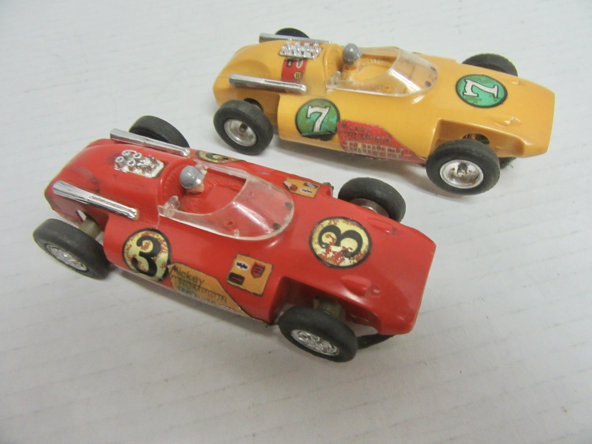 TWO 1/32ND SCALE 1962 INDY 500 MICKEY THOMPSON HARVEY ALUMINIUM SPECIAL RACE CARS FROM THE SET. VERY RARE
