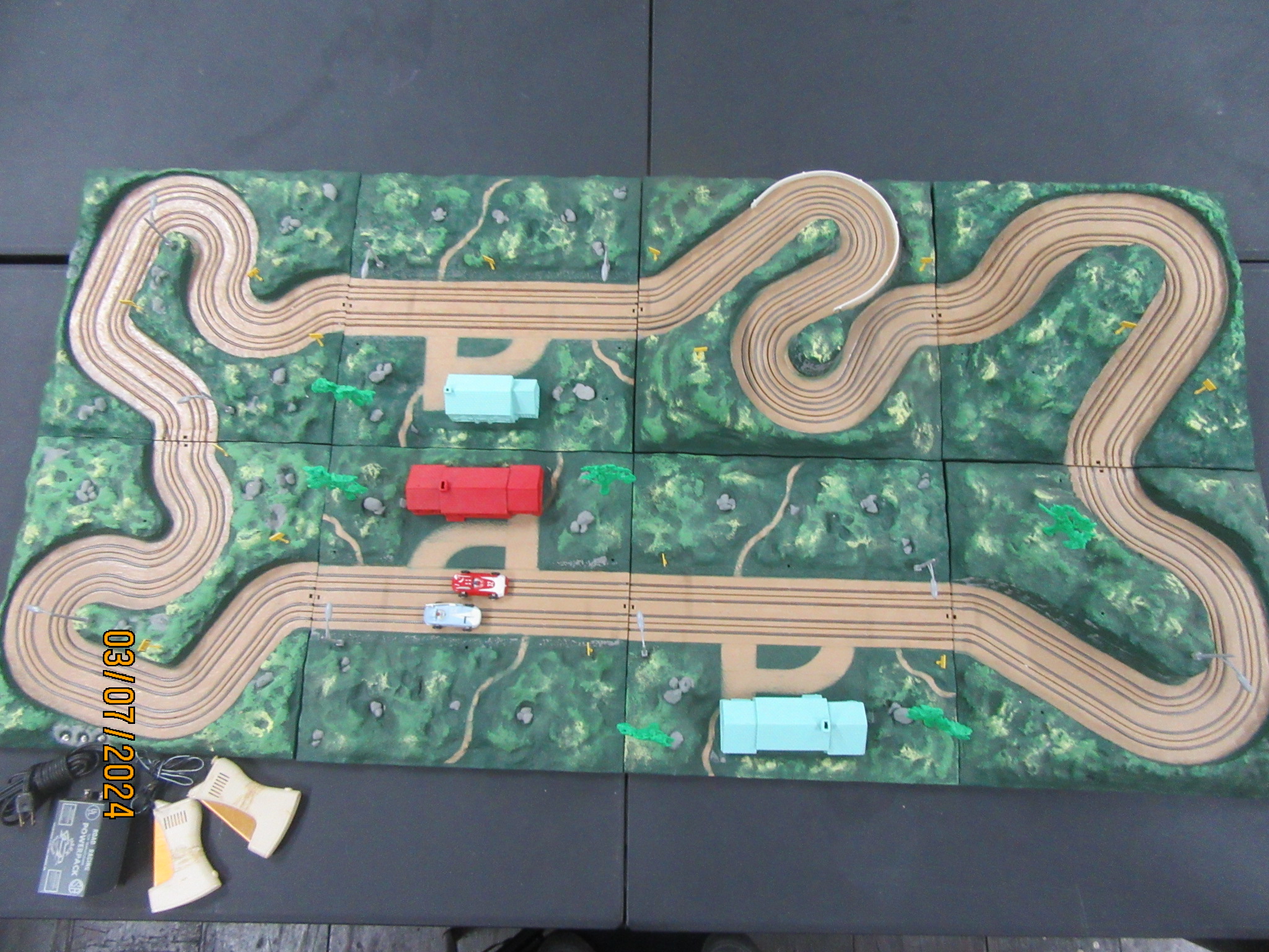 8 SECTION MOUNT N RALLY SET, RARE