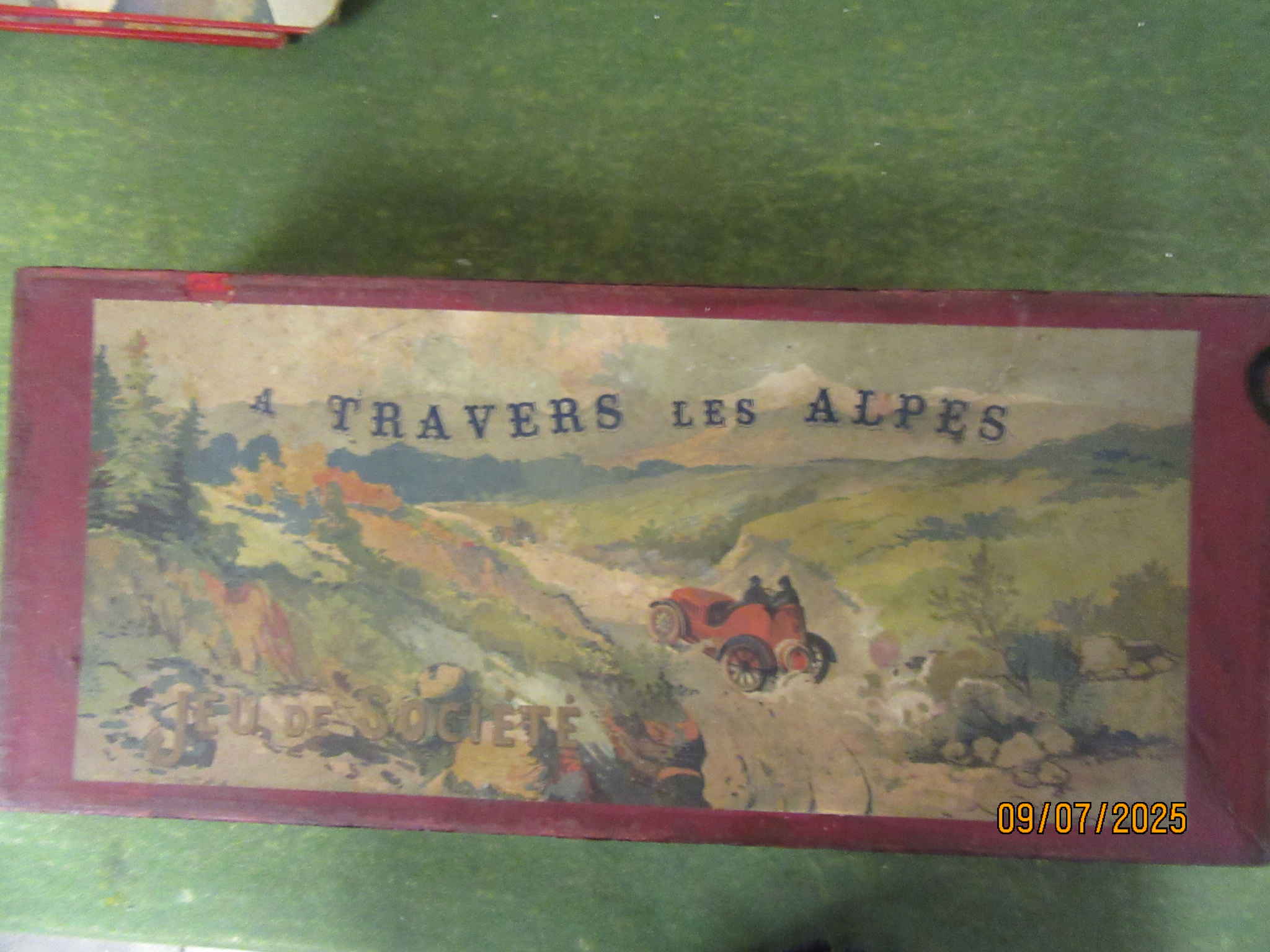 TOP OF THE BOX. RARE 1905