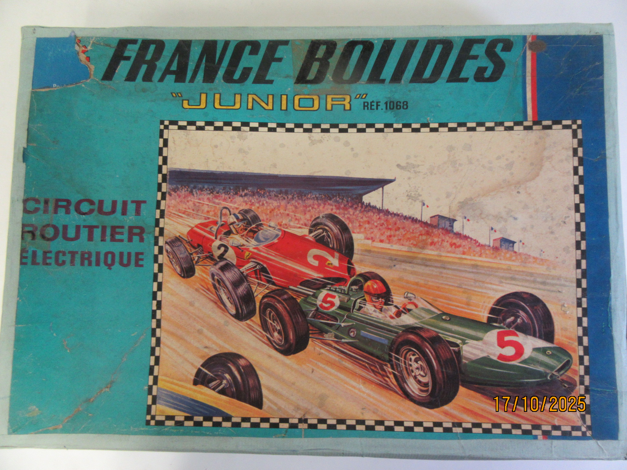 1/32ND SCALE SET WITH PORSCHE 804 & LOTUS 25