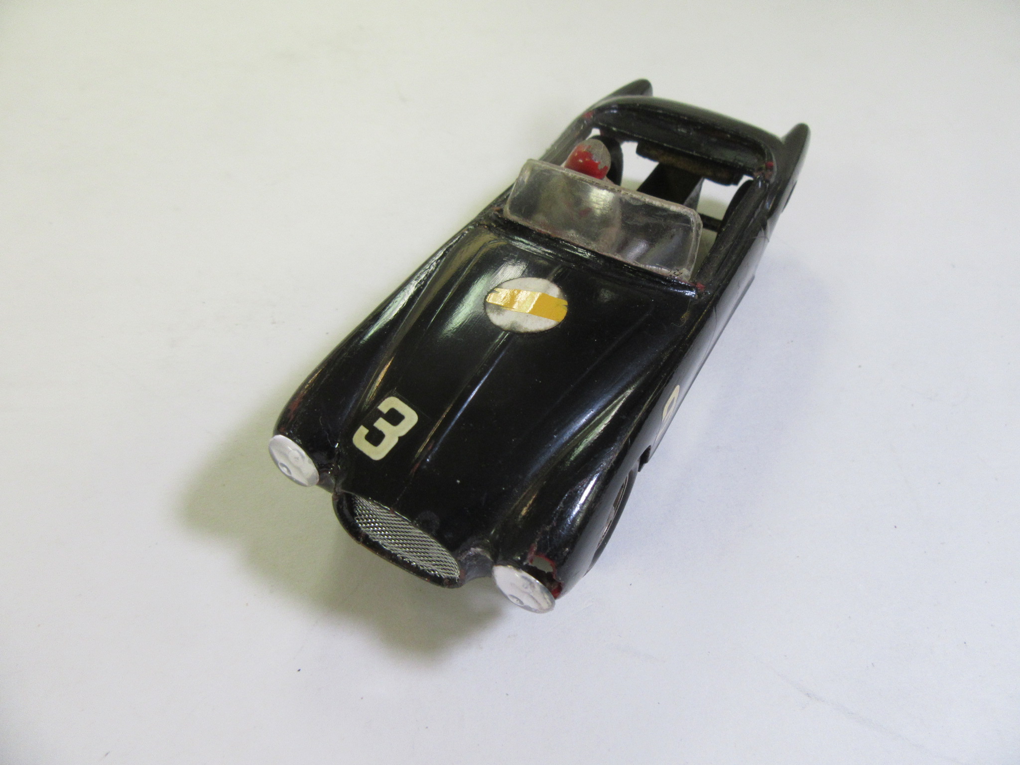 1/32ND SCALE SPORTS CAR .SLOT