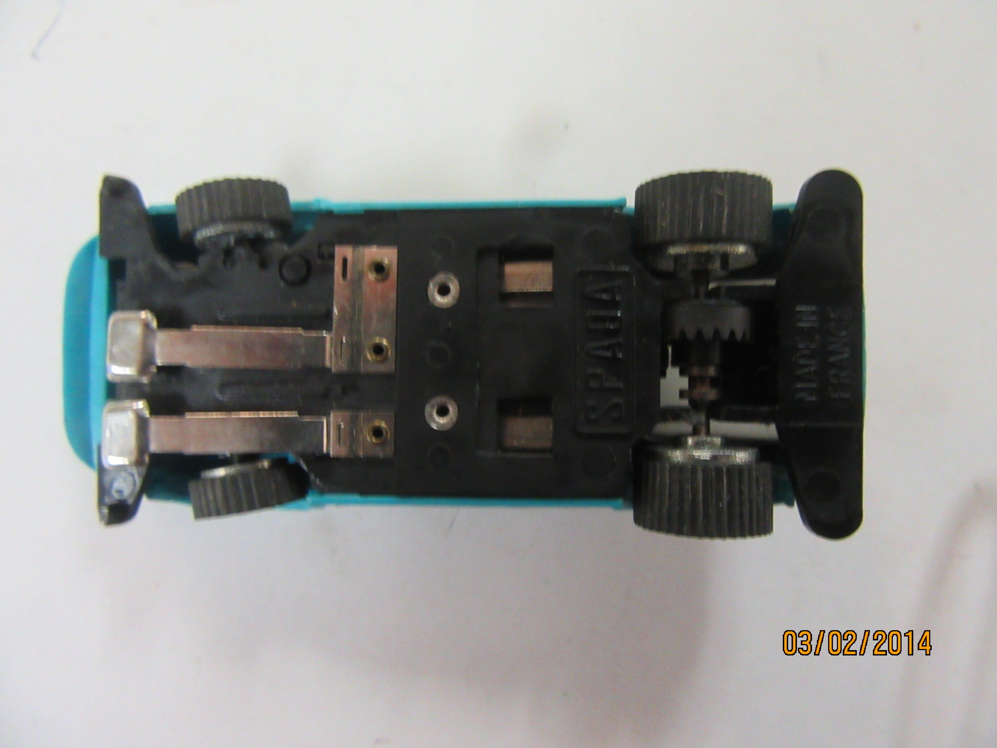 BOTTOM OF THE 1/60TN SCALE SLOTLESS RENAULT ALPINE