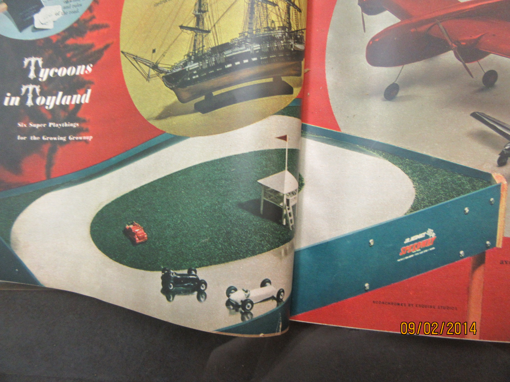 CHRISTMAS ADVERTISEMENT FOR THE SET IN DECEMBER 1948 ISSUE OF ESQUIRE MAGAZINE.