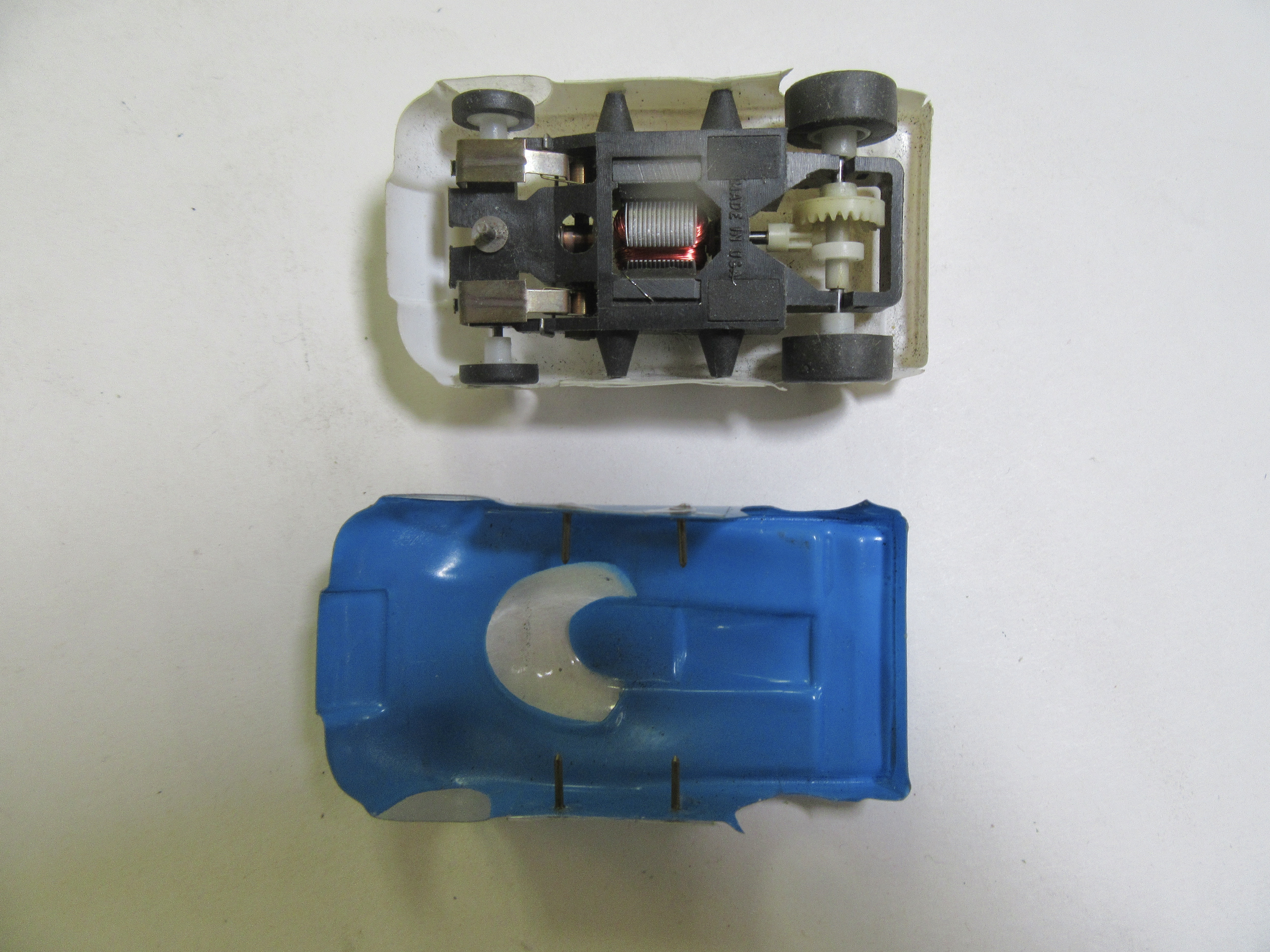 UNDERSIDE OF THE HO SCALE ZANE WALROD WIZARD PATRIOT & NSCSRA CHAMPION