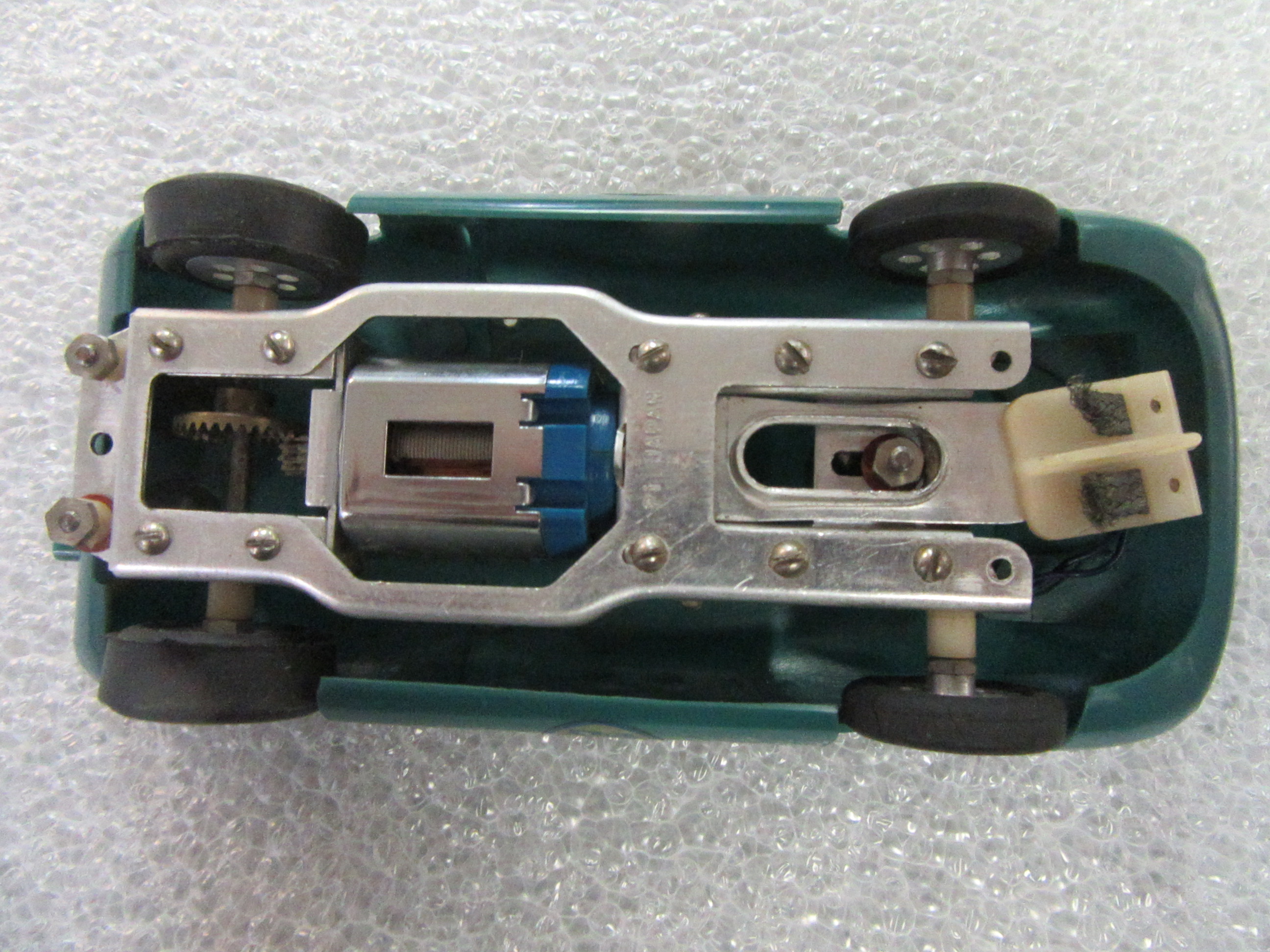 1/24TH SCALE CHASSIS WITH A IGARASHI MOTOR