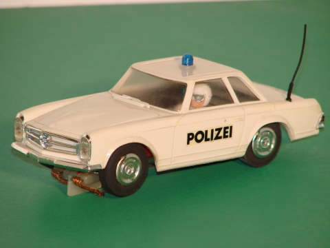 1/32 MERCEDES 280 SL POLICE CAR