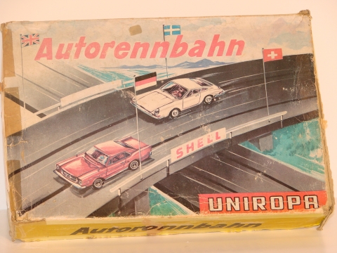 1 OF 2 HO SCALE SETS