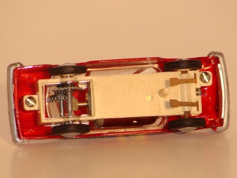 BOTTOM OF THE 1/43 JAPANESE SEDAN