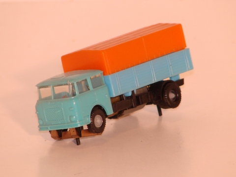 HO SCALE SKODA S 706 RT TRUCK