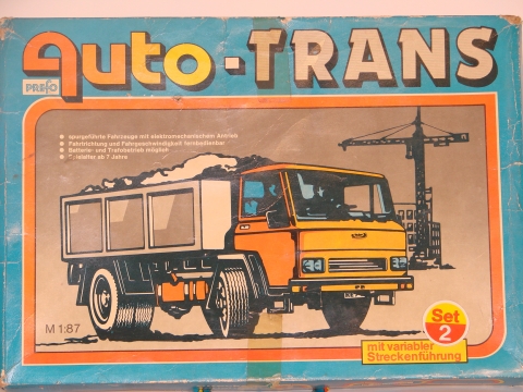 BOX TOP OF THE HO SCALE TRUCK SET