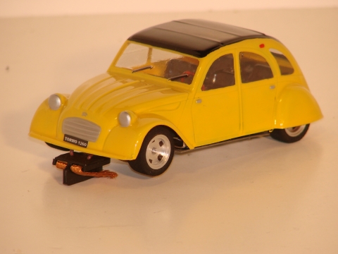 1/32 CITROEN 2CV