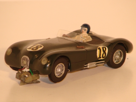 1/32ND SCALE WOOD BODY JAGUAR C.