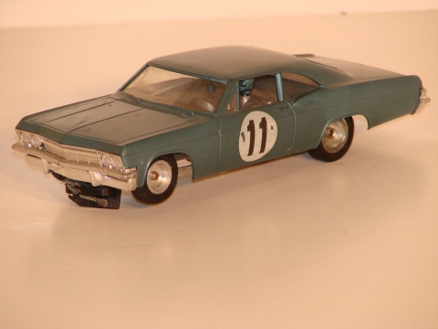 1/32ND SCALE 1965 CHEVY IMPALA