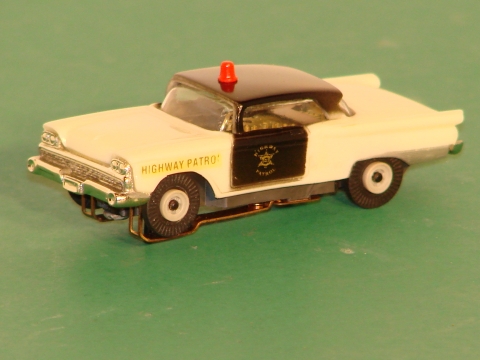 HO SCALE POLICE CAR