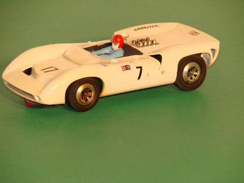 1/24TH SCALE LOLA T70