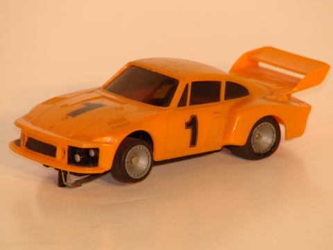 1/32ND SCALE SCALE PORSCHE 935