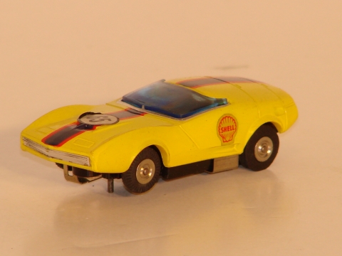 HO SCALE CHARGER 111