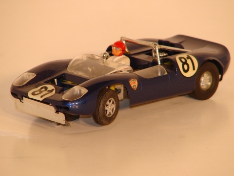 1/32ND SCALE 4 WHEEL DRIVE FELDAY FORD