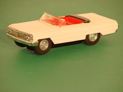 1/32 FORD GALAXIE