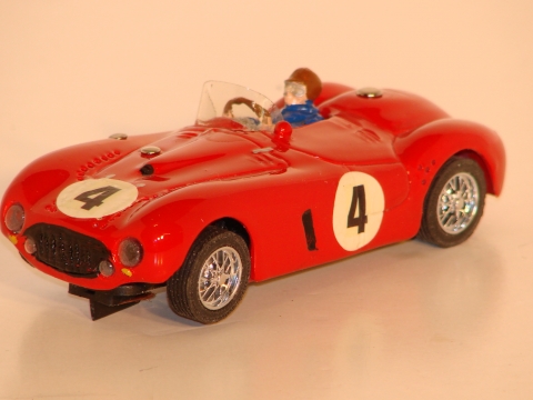 1/32ND SCALE FERRARI