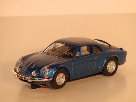 1/32 RENAULT ALPINE A 110