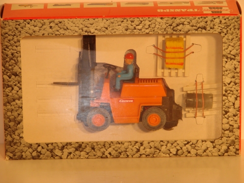 1/32 FORKLIFT MIB,RARE