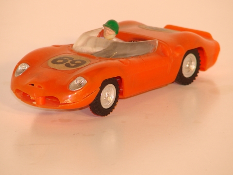 1/32 FERRARI TESTA ROSA