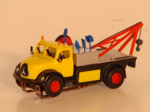 HO SCALE WRECKER